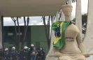 Moraes diz que lei da dosimetria ainda não está em vigor e rejeita redução de pena para ‘Débora do Batom’